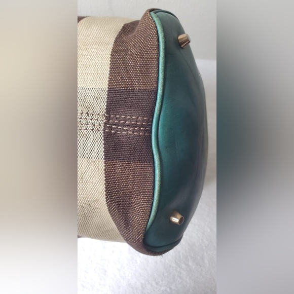 Burberry Ashby hobo bag - Picture 7 of 15